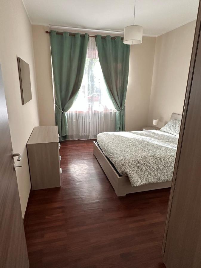 Casa Gianduia Davanti Al Grattacielo Turyn Zewnętrze zdjęcie