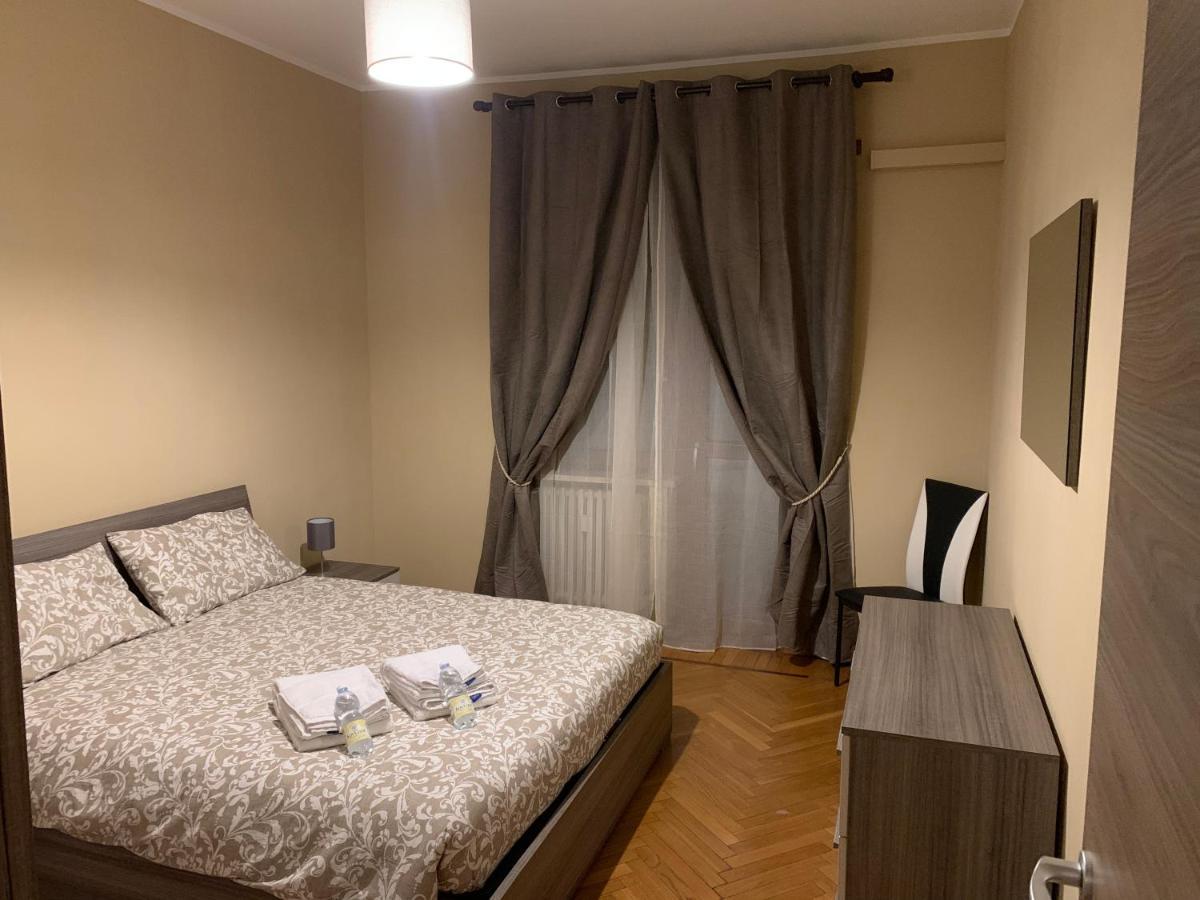 Casa Gianduia Davanti Al Grattacielo Turyn Zewnętrze zdjęcie
