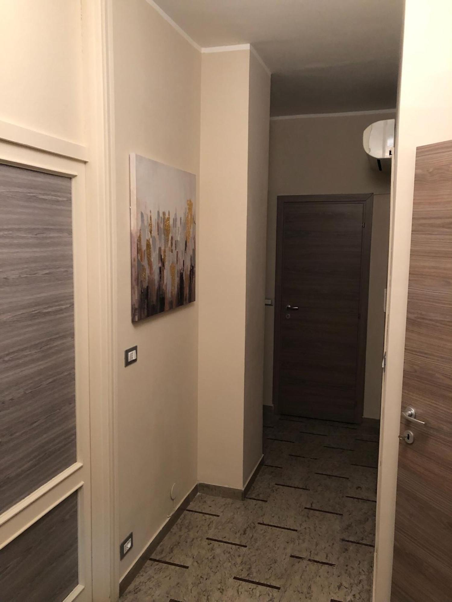 Casa Gianduia Davanti Al Grattacielo Turyn Zewnętrze zdjęcie